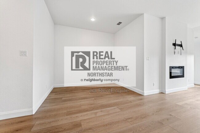 Building Photo - 1804 Huisache St