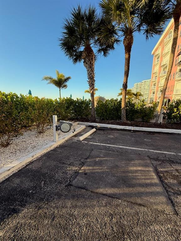 Building Photo - 11 Sunset Dr