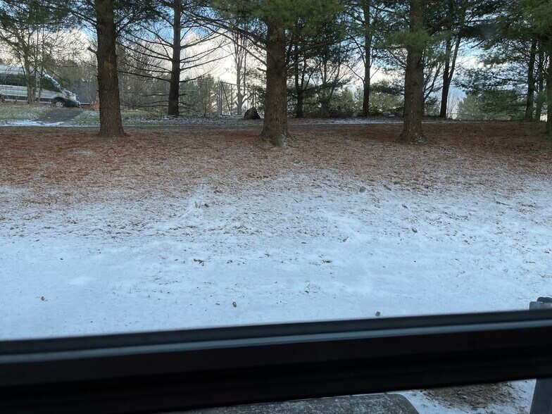 Building Photo - 200 Janie Ln