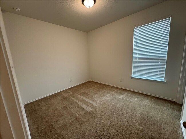 Building Photo - 14225 Silver Lace Ln