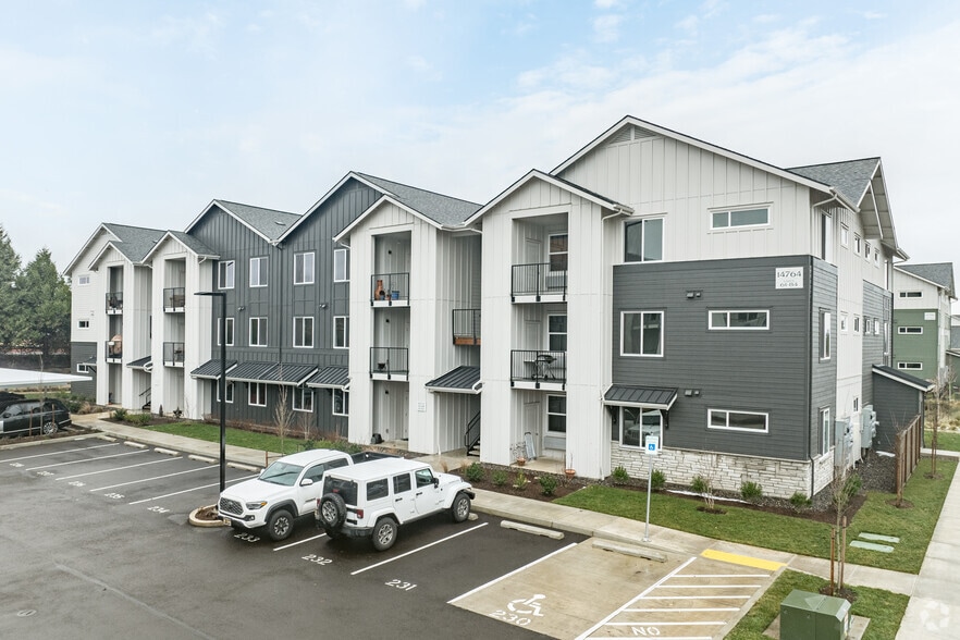 Exterior - Sonder Fields Apartments