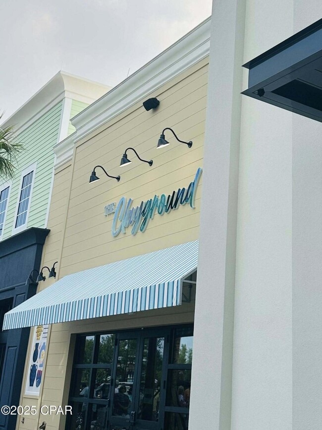 Building Photo - 8631 Margaritaville Blvd