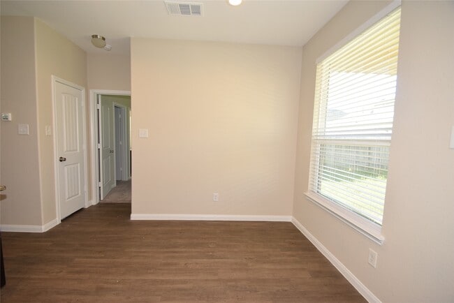 Building Photo - 24706 Pavarotti Pl