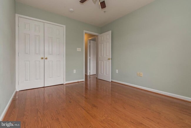 Building Photo - 117 Longpoint Way