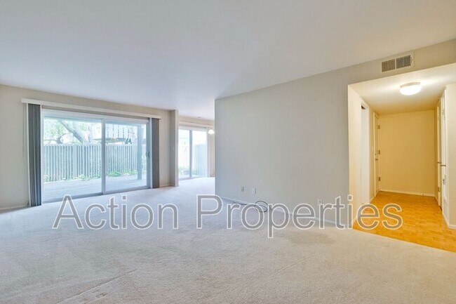 Primary Photo - 255 S Rengstorff Ave