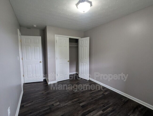 Building Photo - 103-A Kenilworth Court