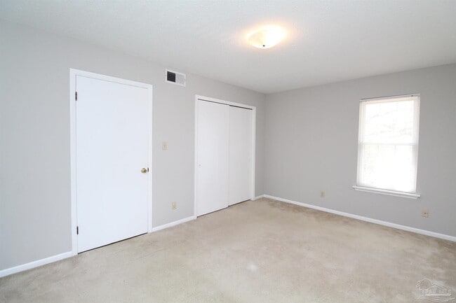 Building Photo - 9203 Arand Loop Rd