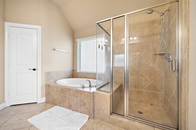 Building Photo - 17119 Kildonan Ct