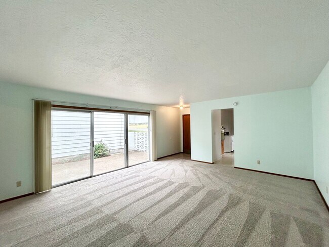 Building Photo - sw114th