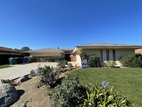 Building Photo - Beautiful Ranch Style House in Rancho Bernardo