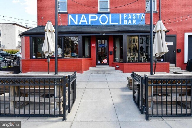 Building Photo - 737 Morton St NW