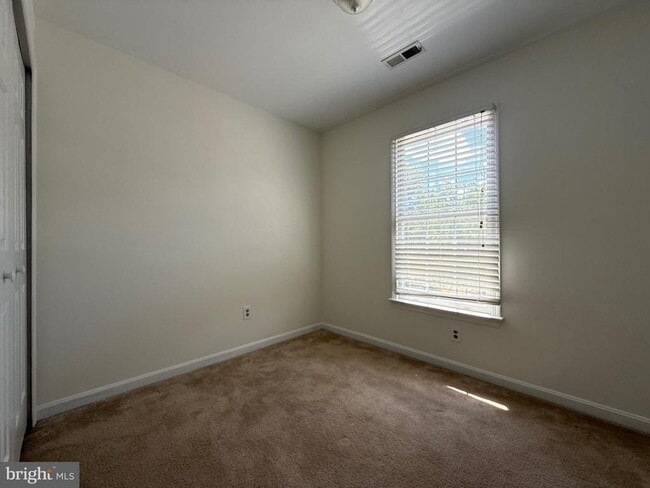 Building Photo - 111 Ben Neuis Pl