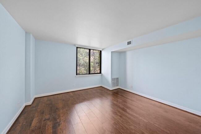 Building Photo - 3525 Sage Rd