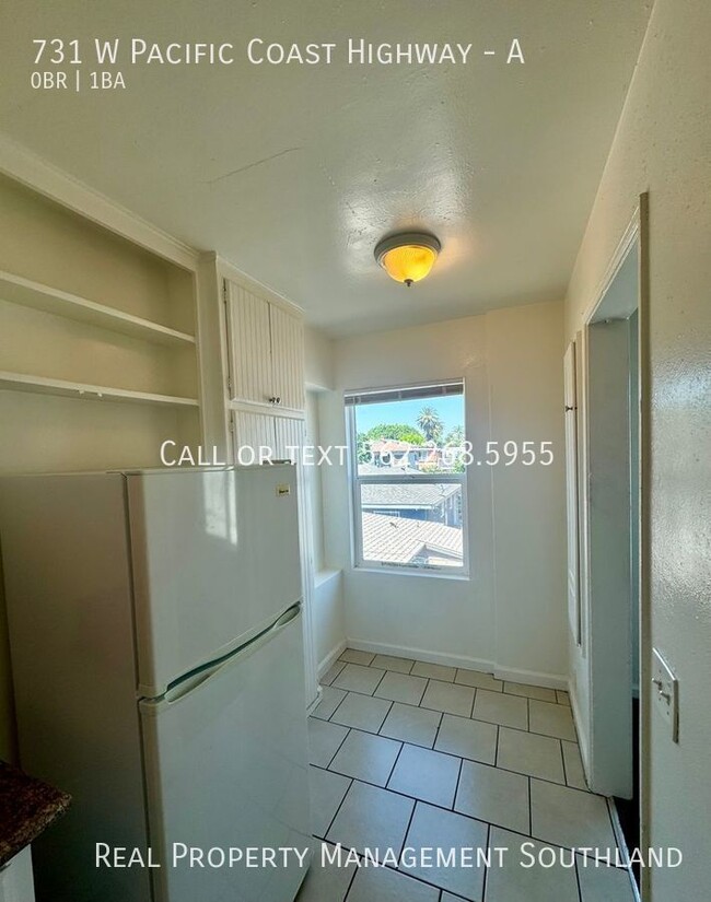 Building Photo - Beautifully Renovated Studio Apartment for...