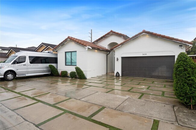 Building Photo - 3634 SW 156th Ct