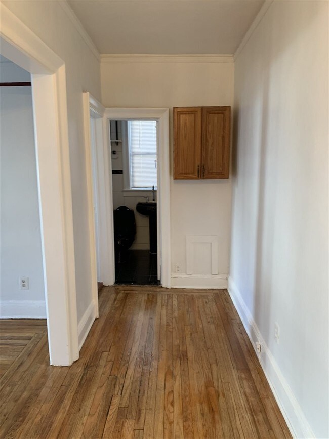 Building Photo - 23 Belvidere Ave