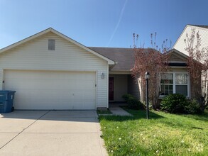 Building Photo - 1111 Lake Tree Pl