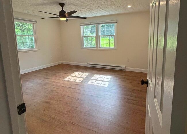 Building Photo - 16 Boulder Dr