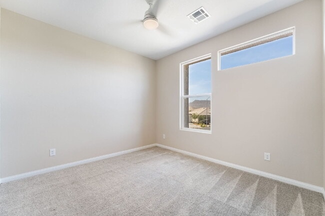 Building Photo - 3 Bedroom Townhome for Rent in Cadence Henderson | Solar Home | Master-Planned Community Near Las...