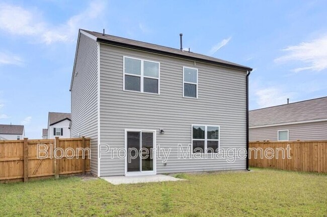 Building Photo - 803 Lilyford Ln