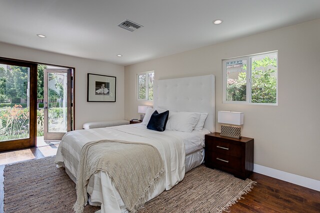 Building Photo - 831 S Curson Ave