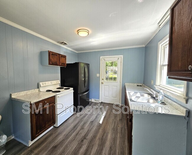 Building Photo - 1307 Camden Ave