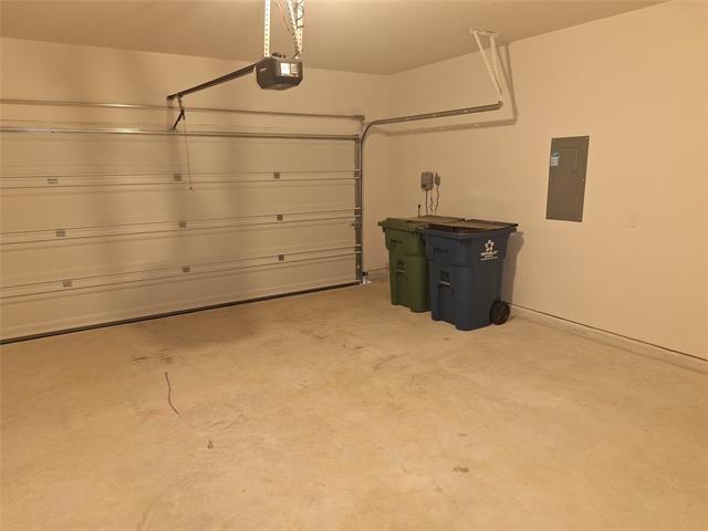 Building Photo - 10017 Deposit Dr