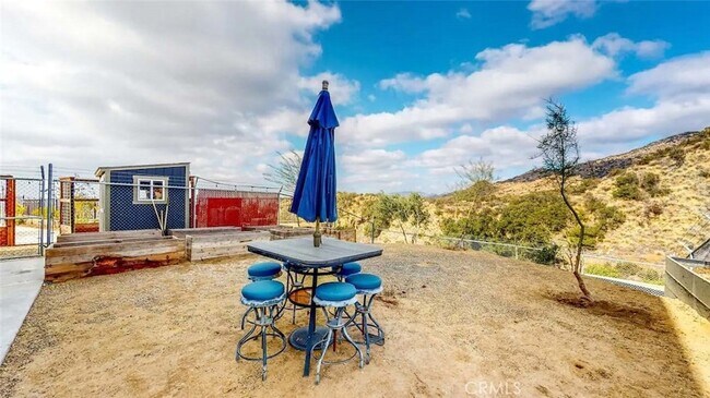 Building Photo - 7300 Santa Susana Pass Rd