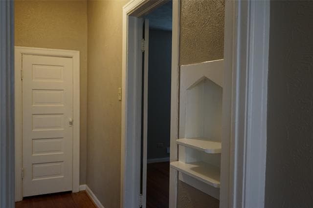 Building Photo - 1325 Barnes Dr