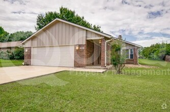 Building Photo - 408 Scenic Dr