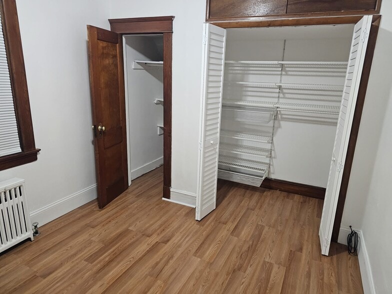 Building Photo - 176 Dubois Ave