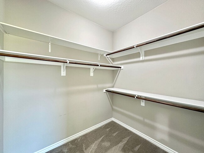 Building Photo - Tuscany Parcel 22