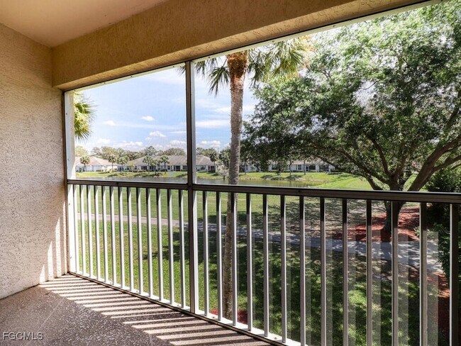 Building Photo - 20691 Country Creek Dr
