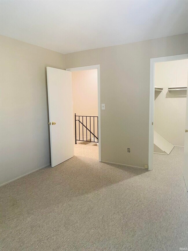 Building Photo - 5024 Woodmark Dr