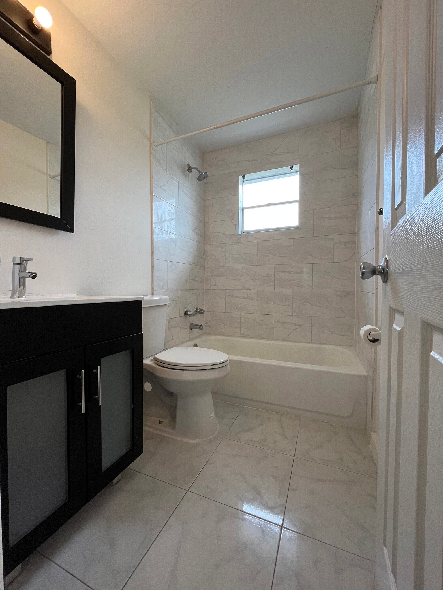 Building Photo - 1610 N 25th St