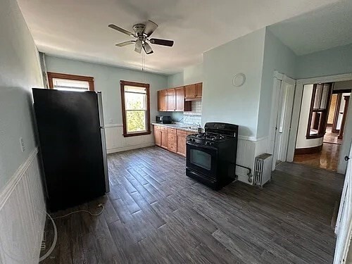 Building Photo - 30 Pattison St