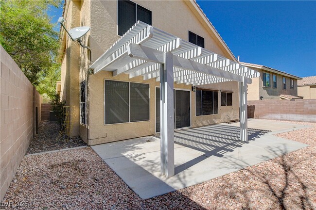 Building Photo - 8621 Sierra Cima Ln