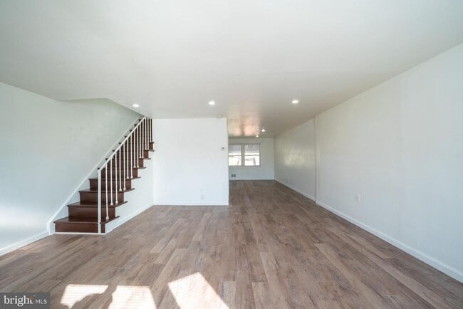 Building Photo - 3167 Ryerson Cir