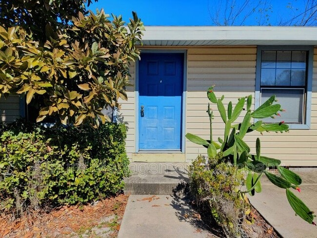 Building Photo - 1295 N Holland Pkwy