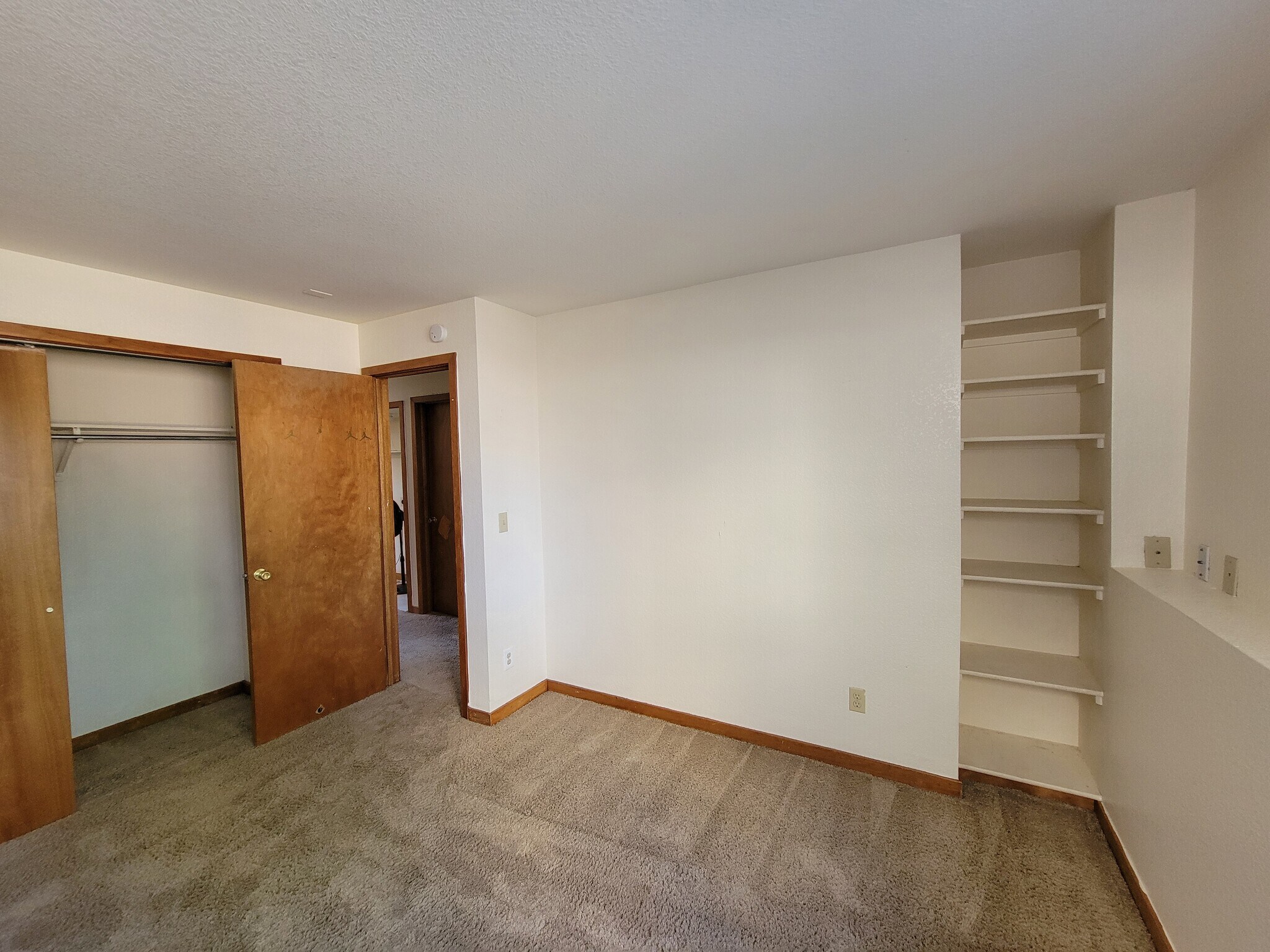 Building Photo - 4234 Flanders St