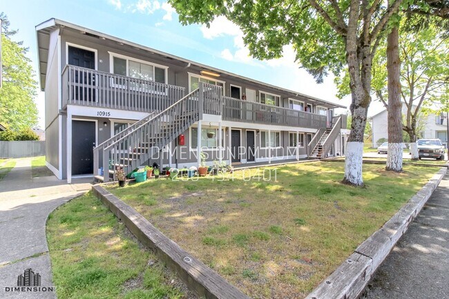 Building Photo - Freiday Street Apartments