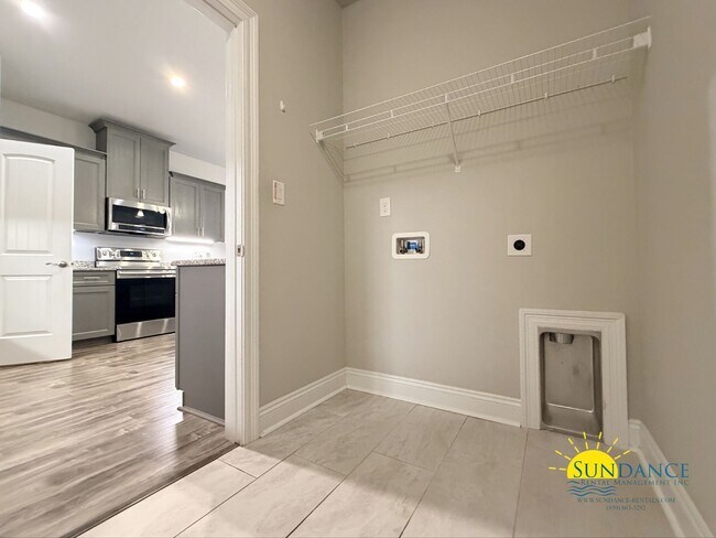 Building Photo - 2510 Tree Feather Ct