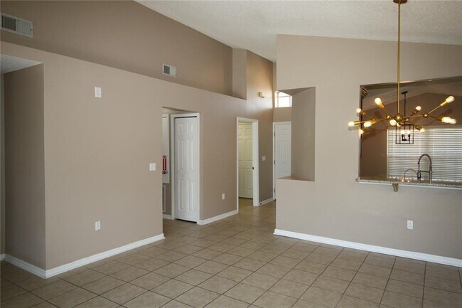 Building Photo - 136 Bayswater Ln