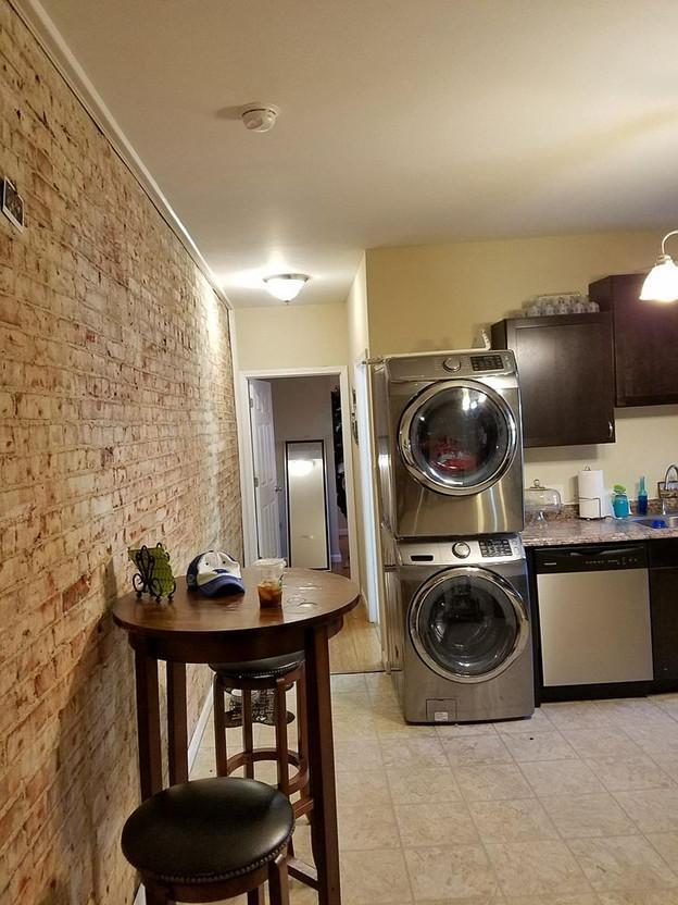 Building Photo - 4955 Arsenal St