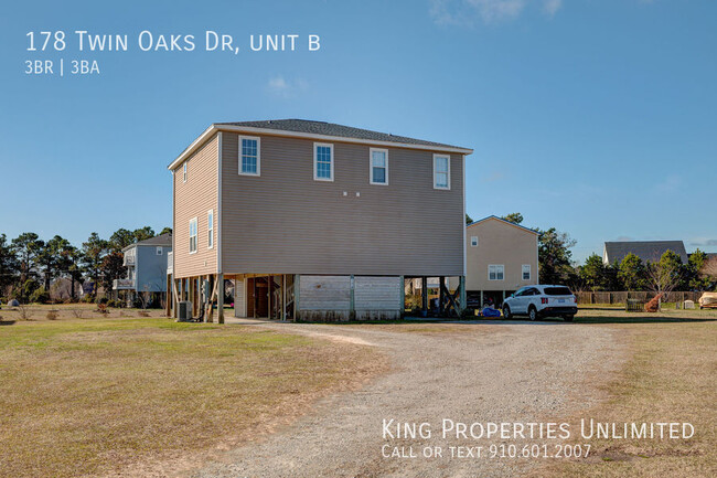 Building Photo - 178 Twin Oaks Dr