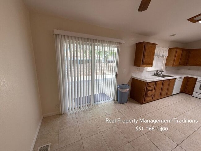 Building Photo - Fabulous Home in Stallion Meadows, Acton