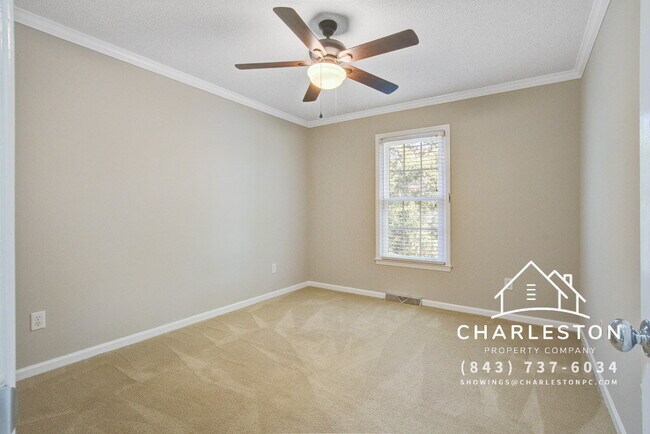 Building Photo - 978 Governors Rd