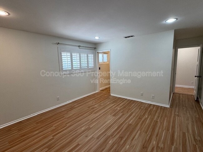 Building Photo - 5228 E Brittain St