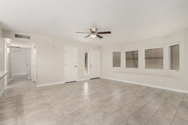 Building Photo - Home for rent in Scottsdale!