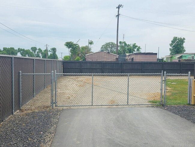 Building Photo - 10600 State Hwy 59